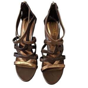 Studio Paolo NWOT Brown/Gold Heeled Sandals 9.5